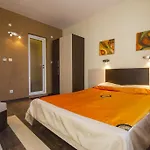 Πανσιόν Coral 3*