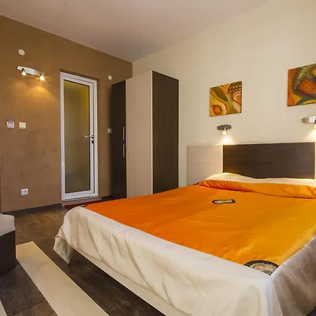 Pensjonat Coral 3*