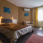 Coral 3*