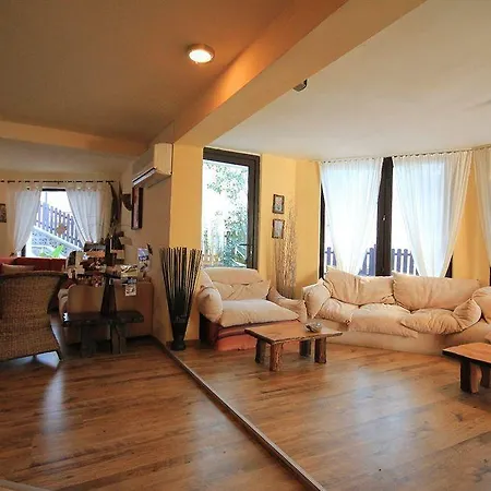 Coral Maison d'hôtes Obzor