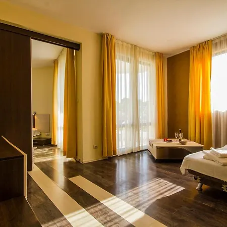 Coral 3* Obzor
