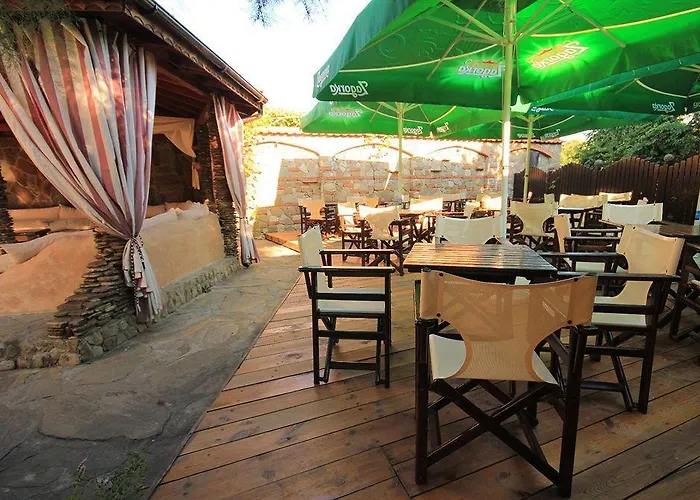 Coral 招待所 奥布佐尔